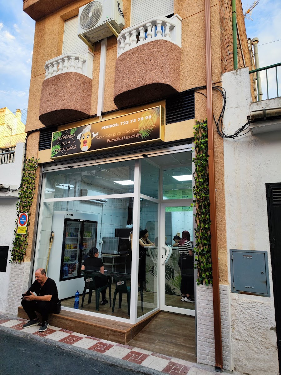 Entre Panas Fast Food (El Paraiso De La Patata Asada)