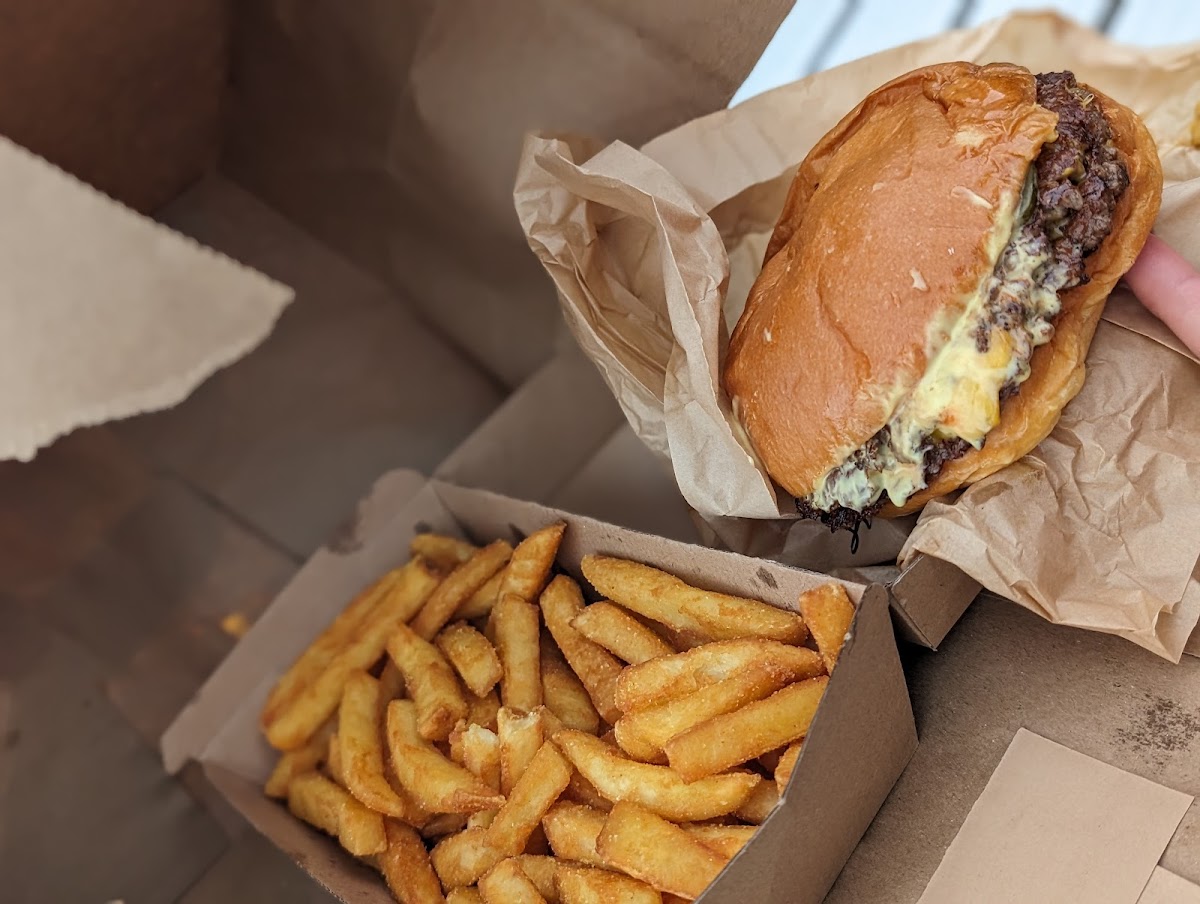 Epic Burger Shack Taree Photos 9