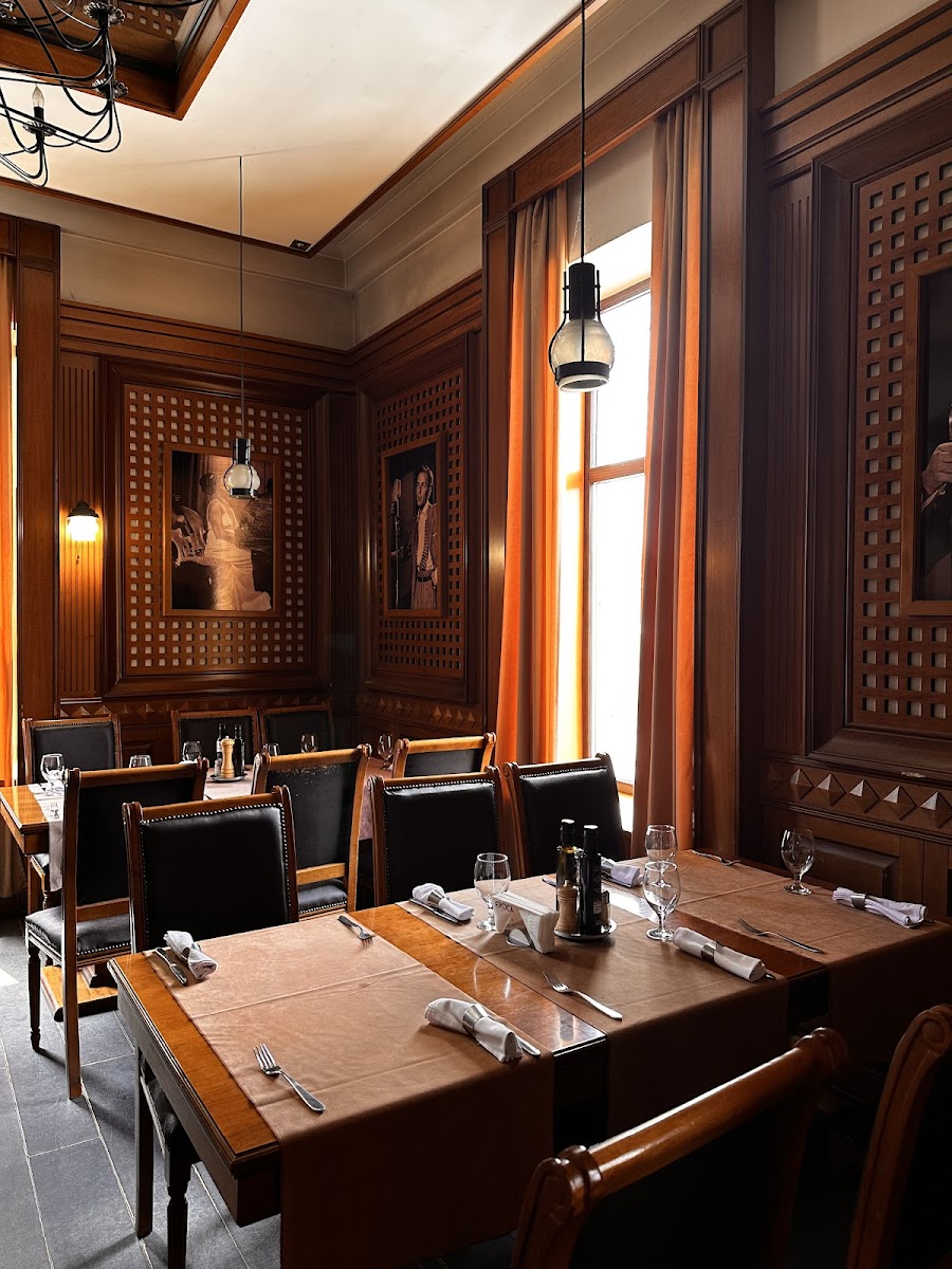 Epoca Steak House & Wine Bar Restaurant Photos 2
