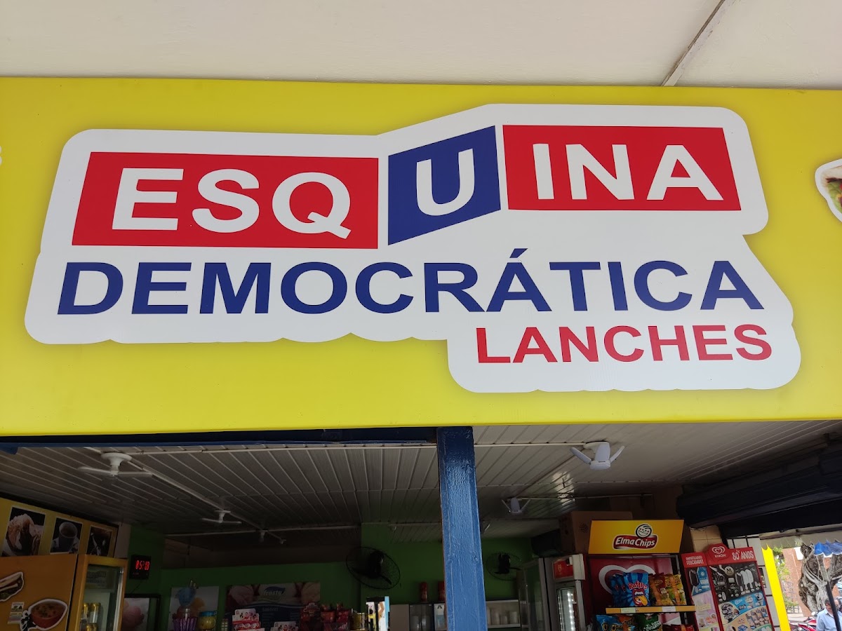 Esquina Democrática