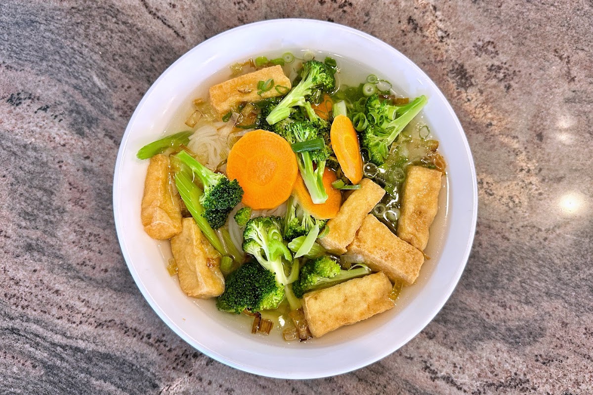 Essence Of Saigon - Northland | Bistro - Vietnamese Pho Restaurant Photos 9