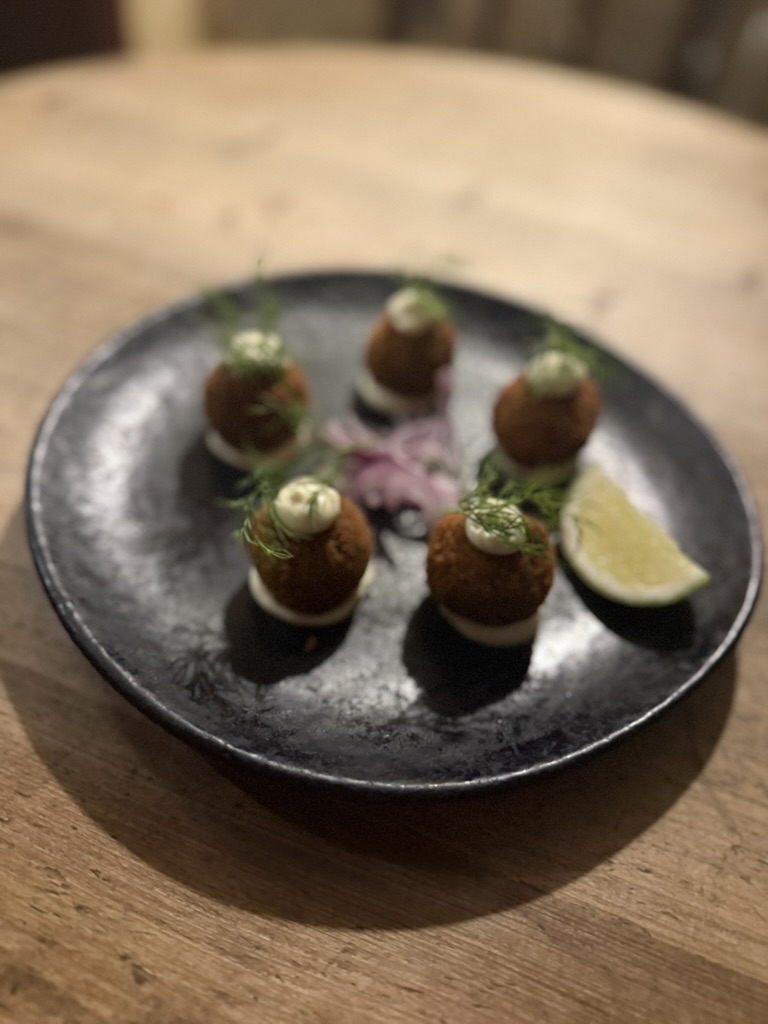 Essential Vegan @ Ten To One Bar Photos 2