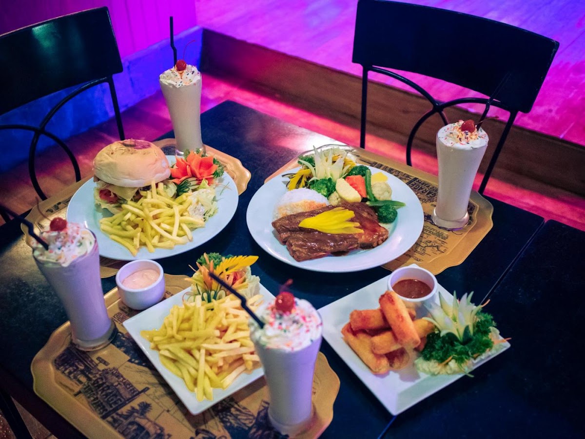 Fabulous Fifties Cafe Photos 9