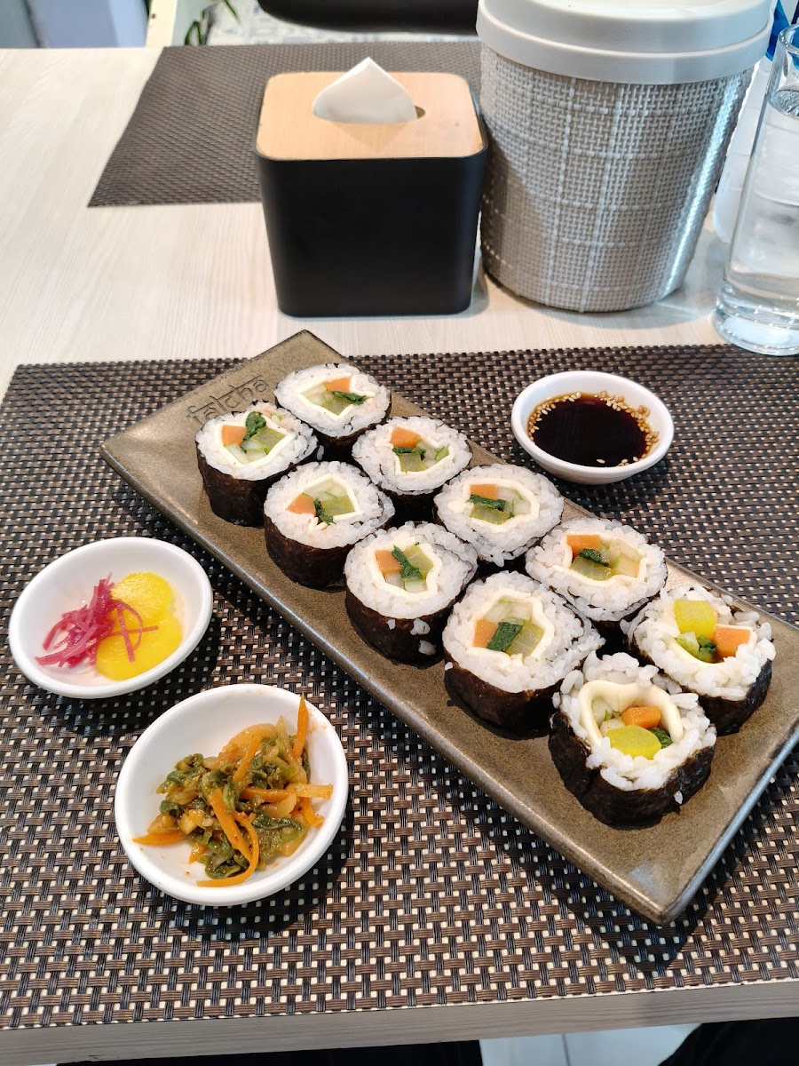 Falcha Eatery Photos 2