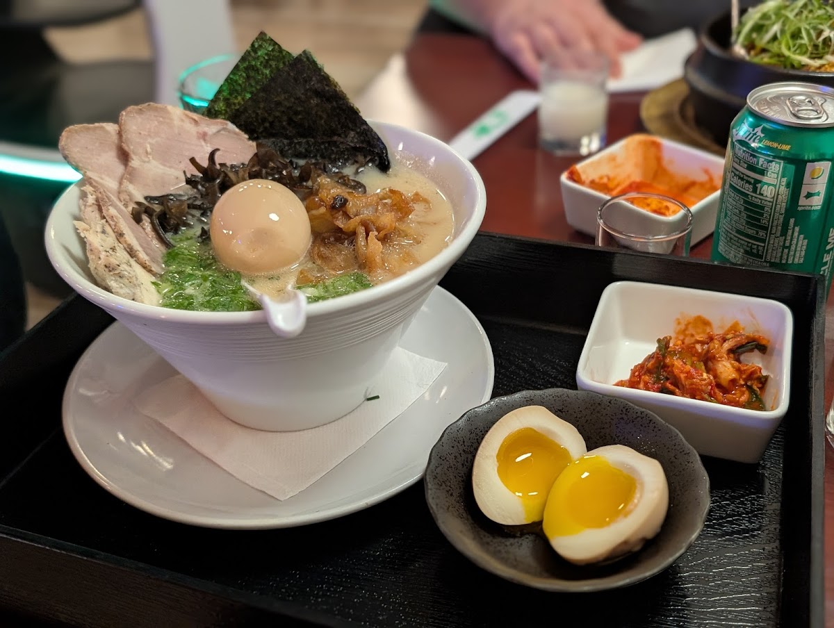 Far East + Kitchen Photos 9