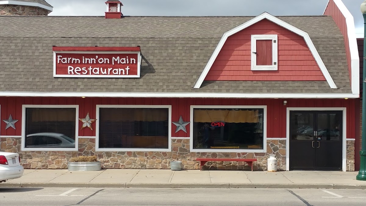 Farm Inn' On Main