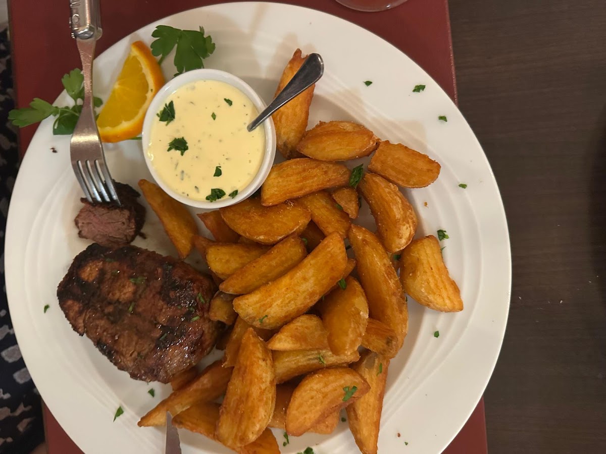 Felicitas - Steaks And More Photos 2