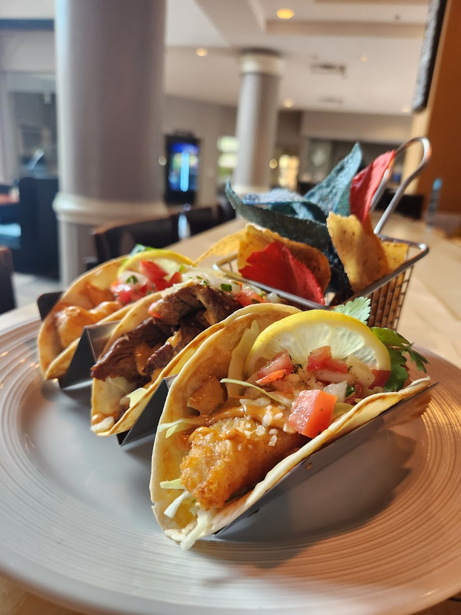 Fins Kitchen & Bar Photos 9