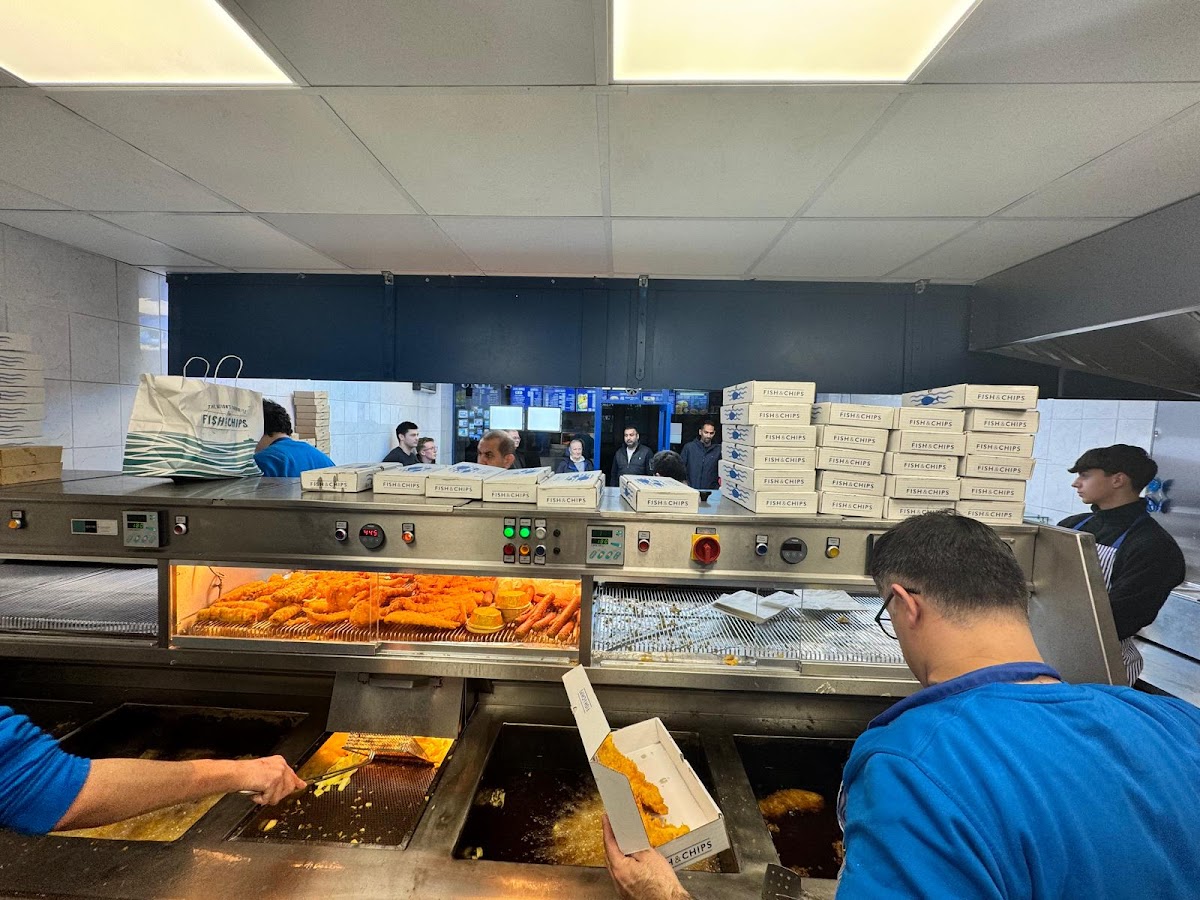 Fishponds Fish Bar Photos 2