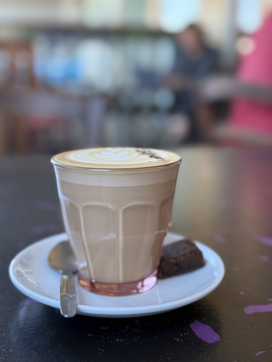 Flamingos Coffee Bar J-Bay Photos 2