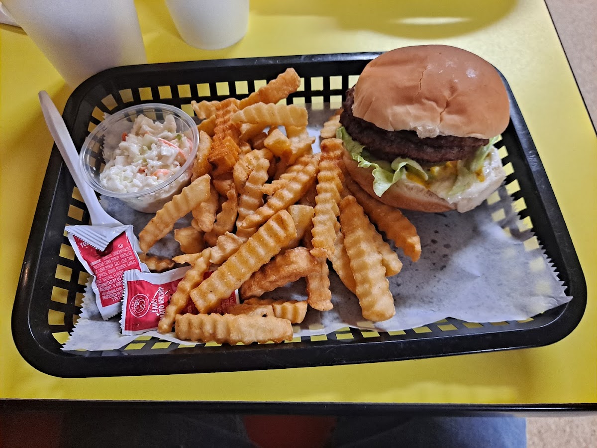 Flonnie's Drive-In Photos 2