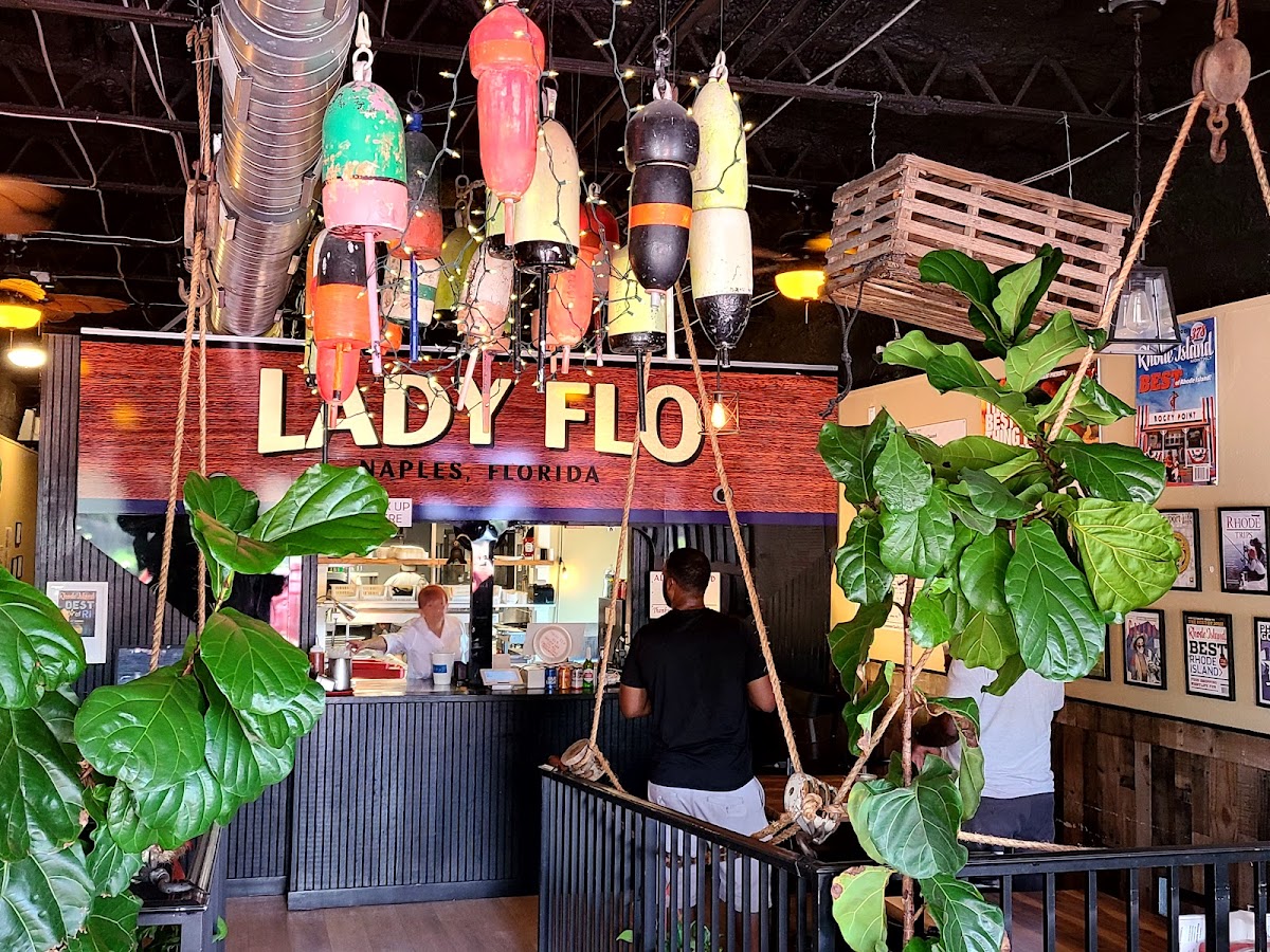Flo's Clam Shack