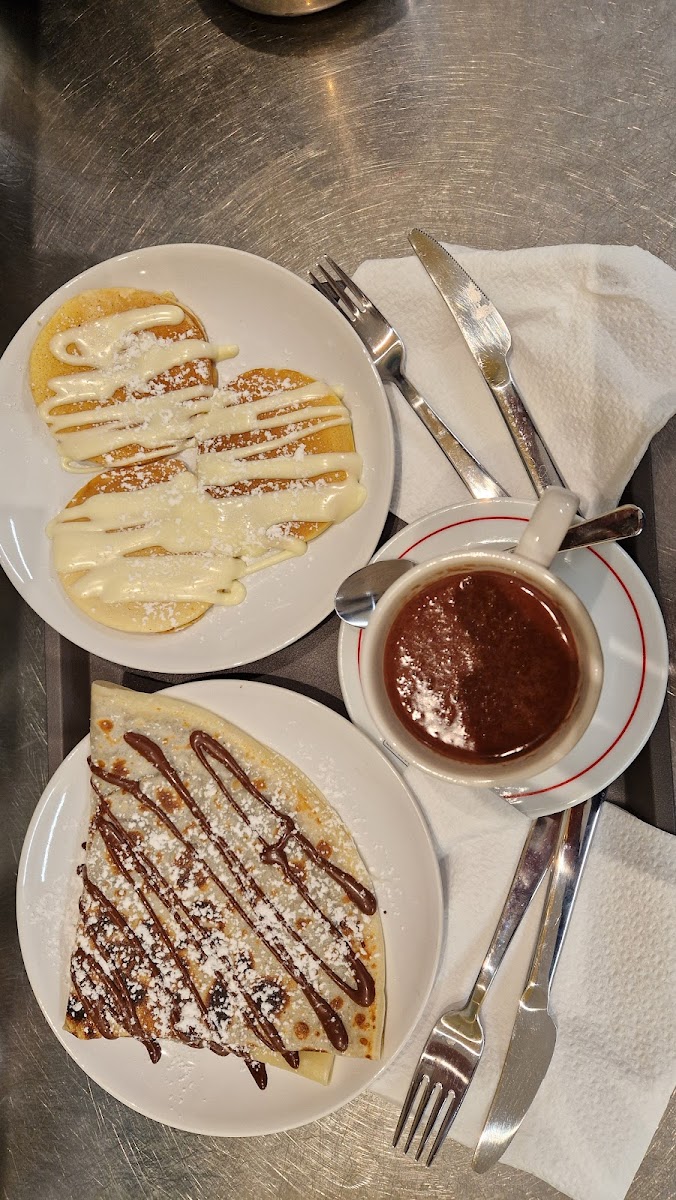 Fo-Mi Gelateria Yogurteria Pisa Photos 2