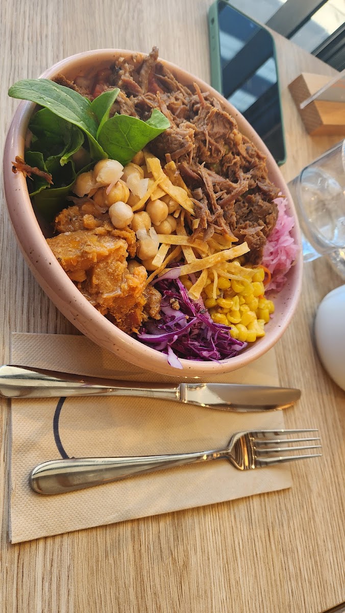 Fonda Mexican Canberra Photos 9