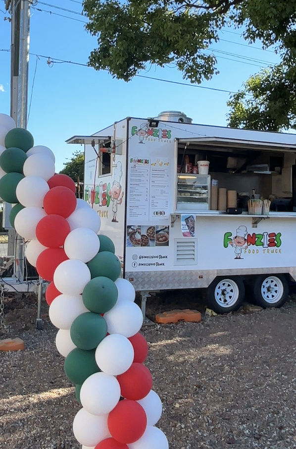 Fonzies Food Truck Photos 2