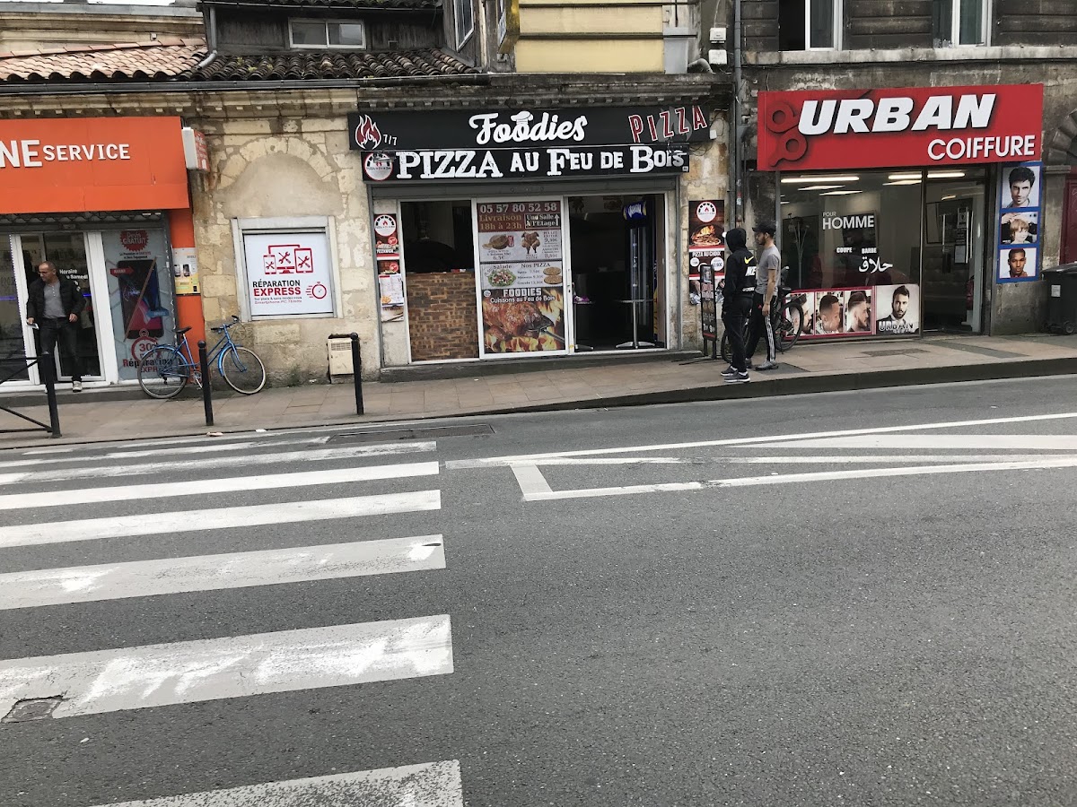 Foodies Pizza Au Feu De Bois