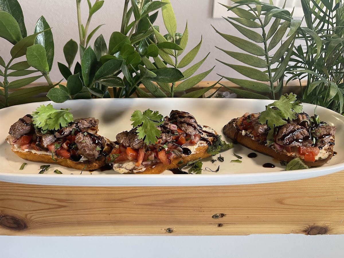 Foodlab: Kitchen + Bar Photos 2