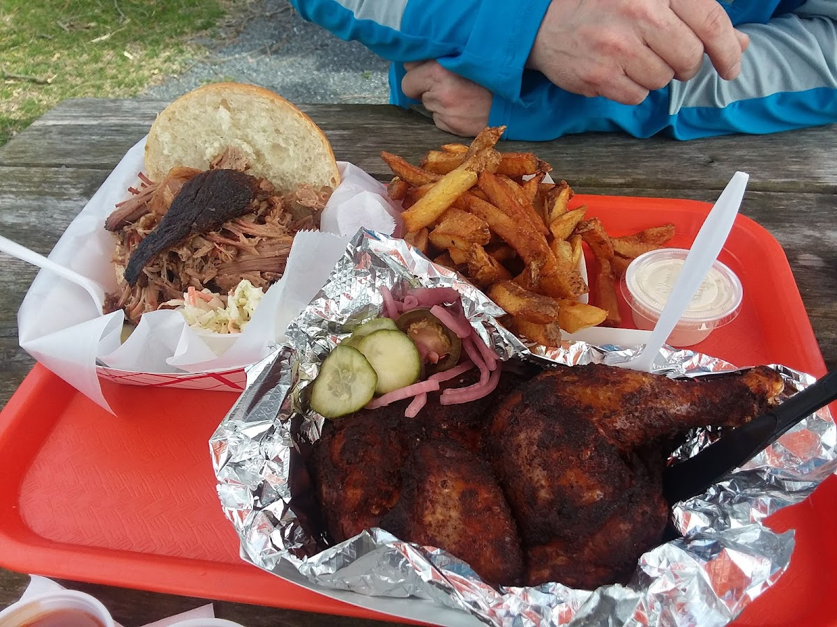 Forrest's Feed Co. Photos 9