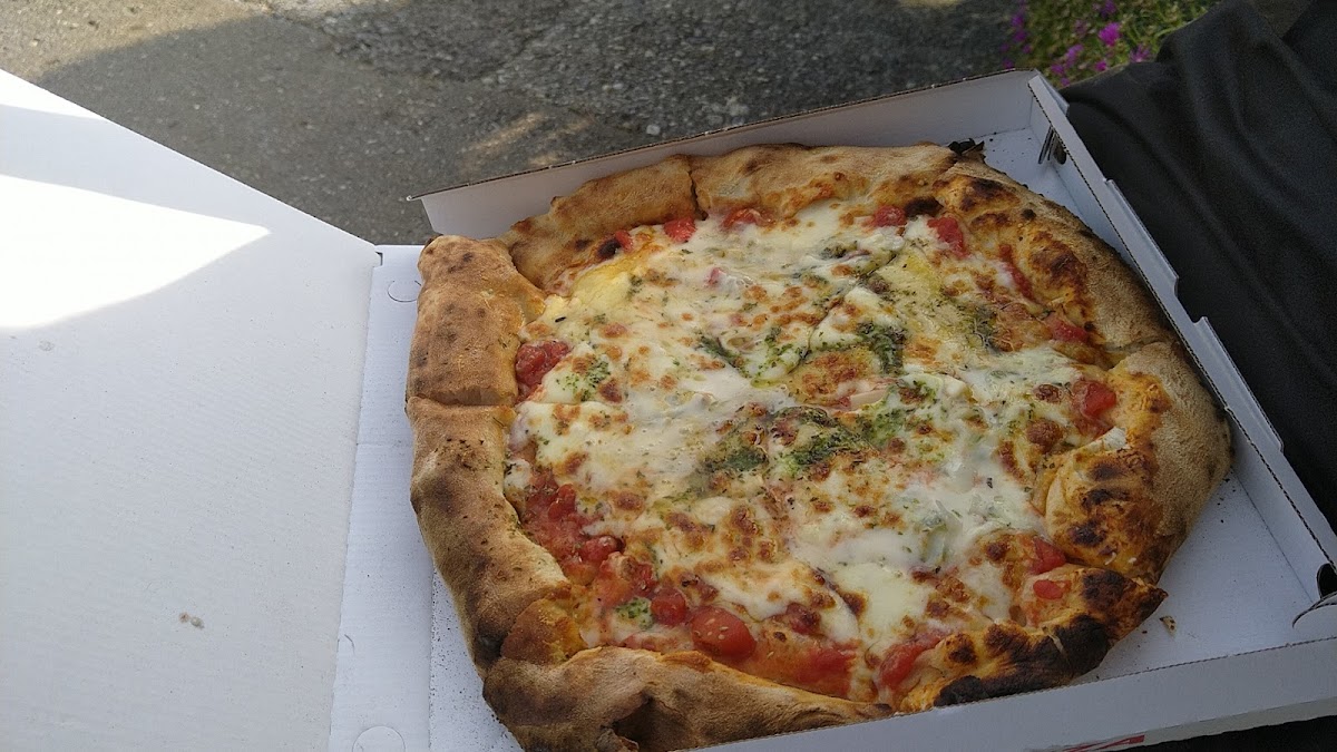 Frank Pizza Photos 9