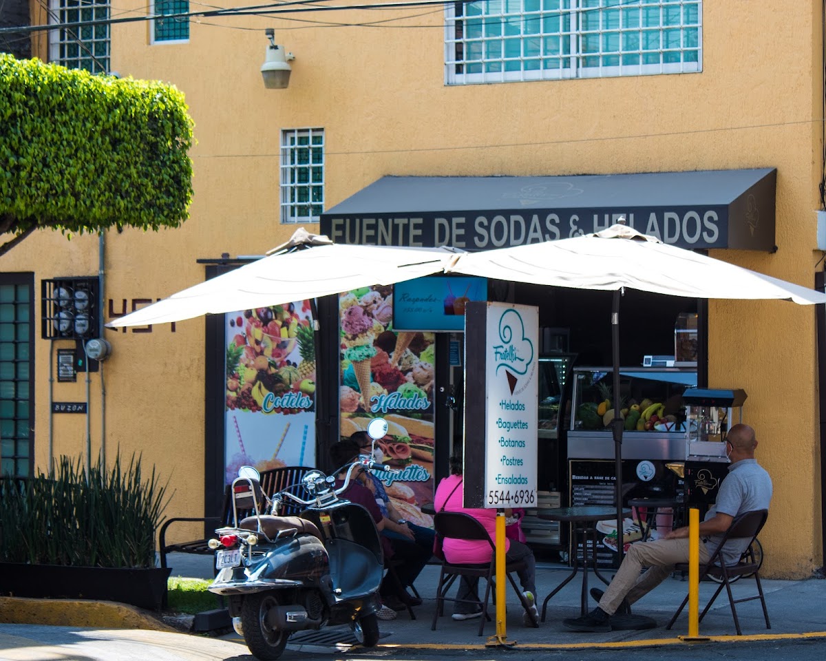 Fratelli's Fuente De Sodas Y Helados