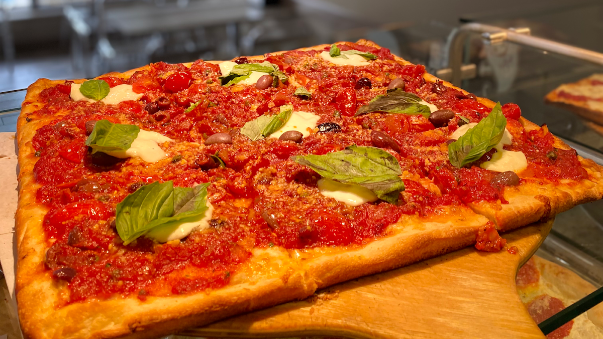 Fresco Pizzeria & Italian Eatery Photos 2