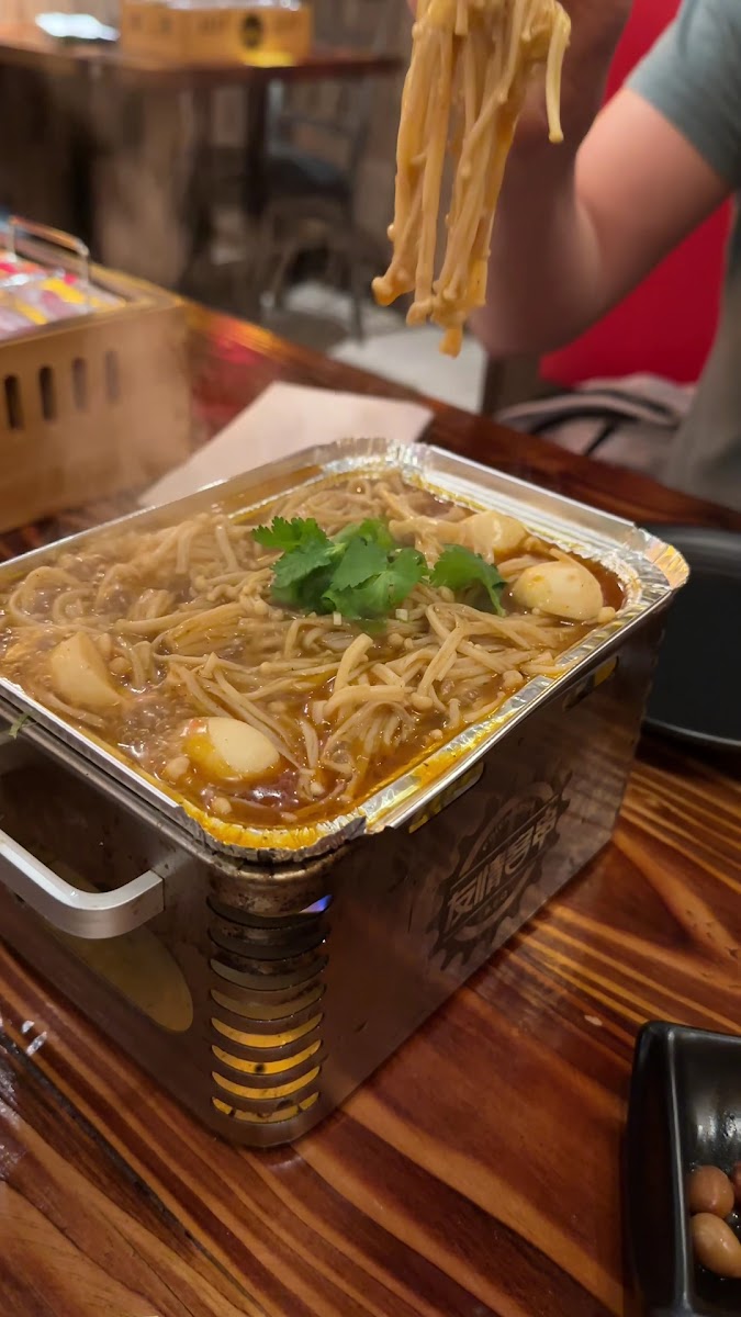 Friendship Bbq, Newark友情客串 Photos 9