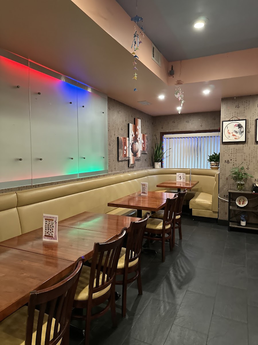 Fu Sha Sushi Bar