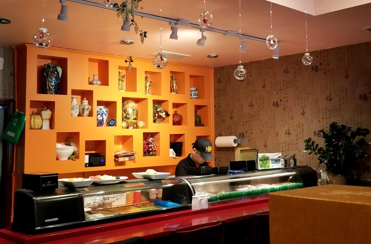 Fu Sha Sushi Bar Photos 9