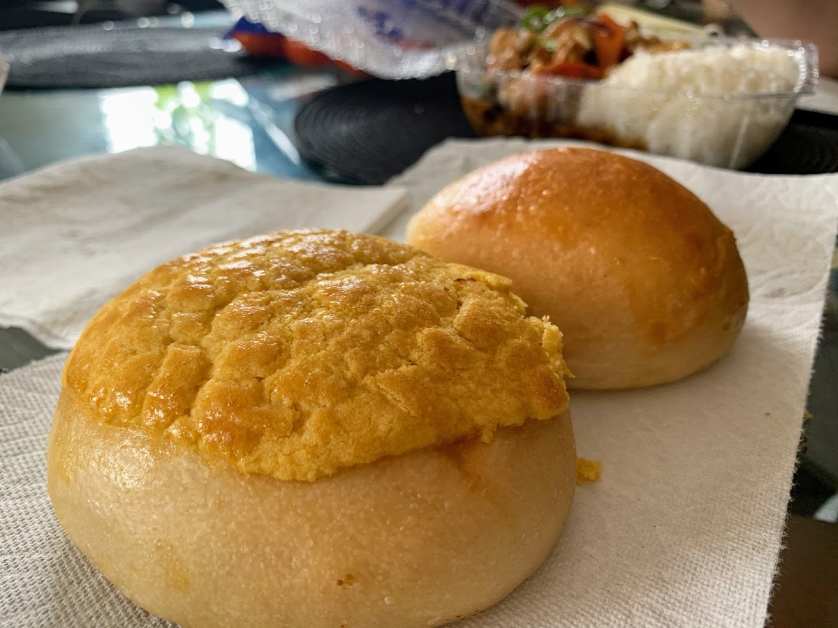 G & L Bakery & Restaurant Photos 9