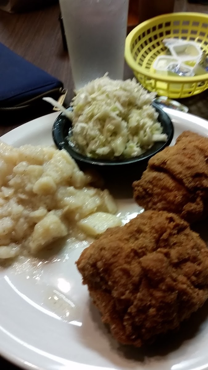 Gebhardt's Chicken Dinners Photos 9
