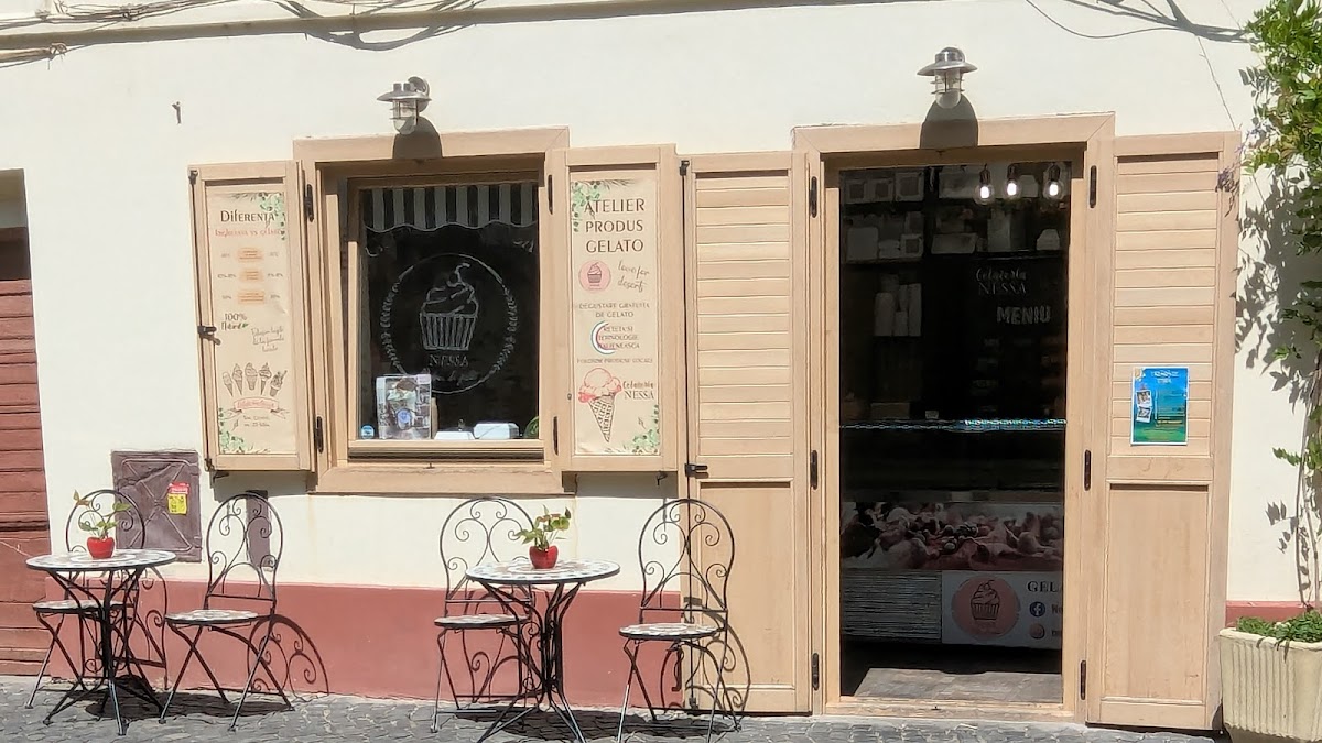 Gelateria Nessa