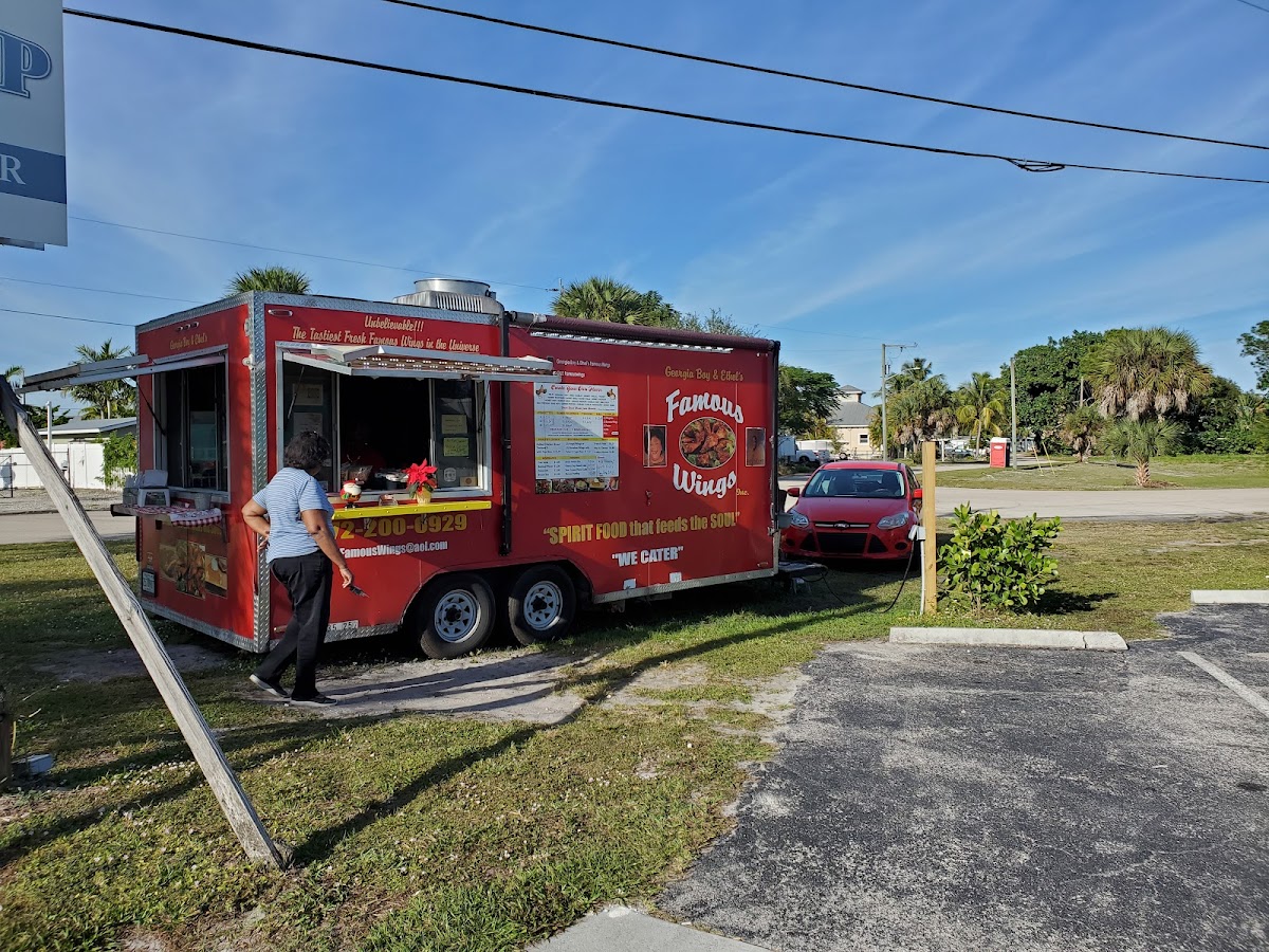 Georgia Boy & Ethel's Famous Wings Photos 2