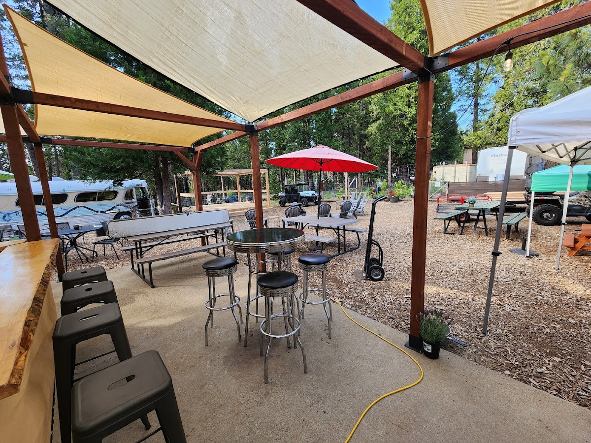 Gibson's Roadhouse Cafe