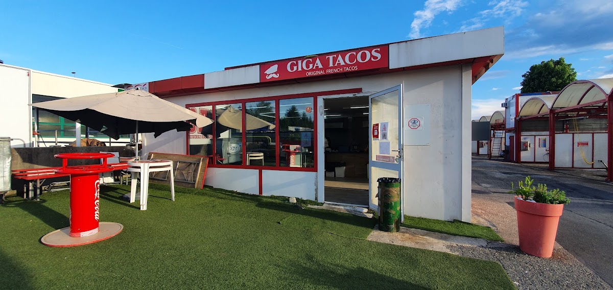 Giga Tacos