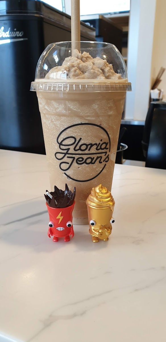 Gloria Jean's Ascot Drive Thru Photos 9