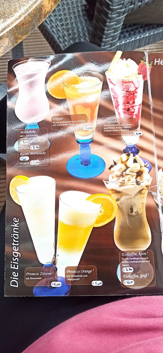 Gold Eis Cafe Photos 9