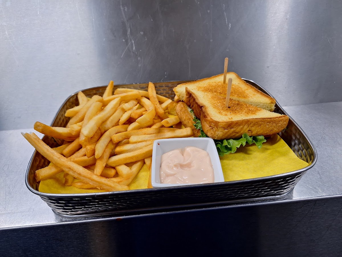 Golden Burro Cafe & Lounge Photos 2