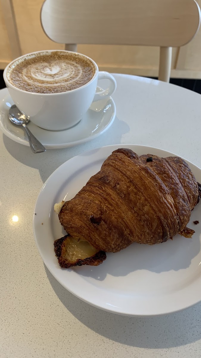 Good Trade Coffee Company Photos 9