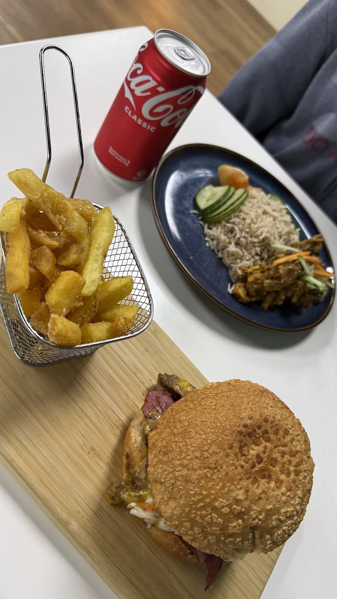 Goody's Kitchen Photos 2