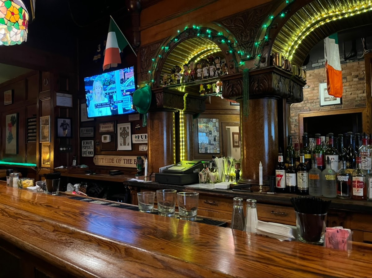 Grant Street Tavern Photos 9