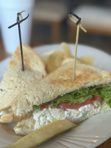 Grassy Creek Golf & Country Club Restaurant Photos 9