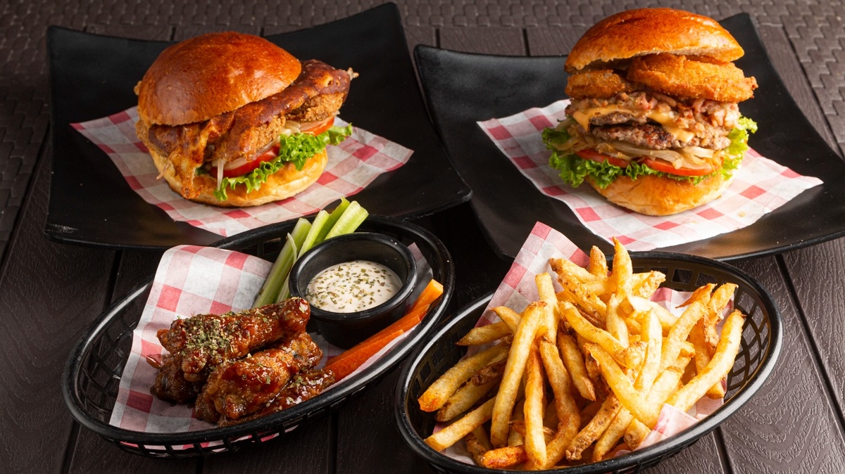 Gravy Grill Hot Dogs Y Hamburguesas