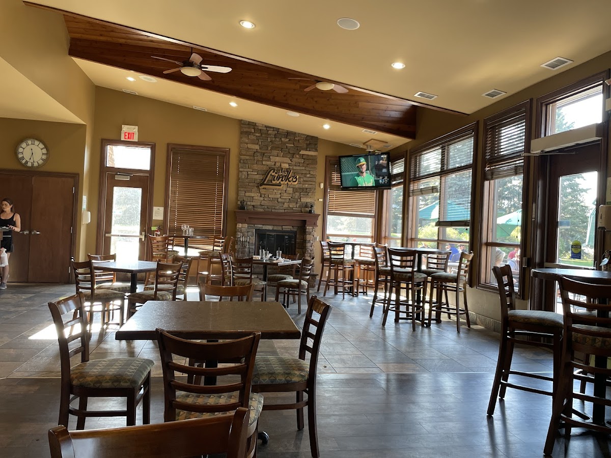 Grill At The Links Golf Course