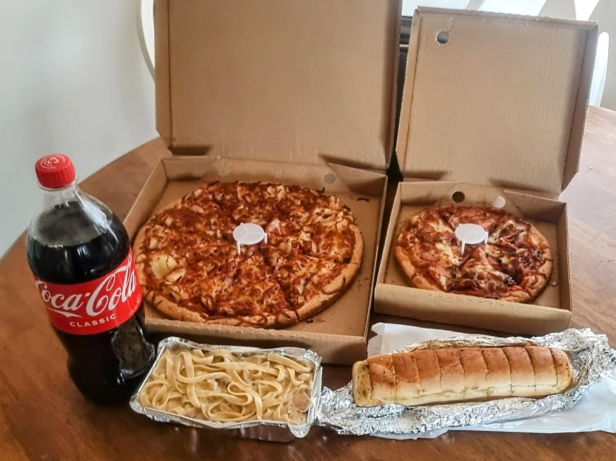 Gypsy's Pizza Photos 9