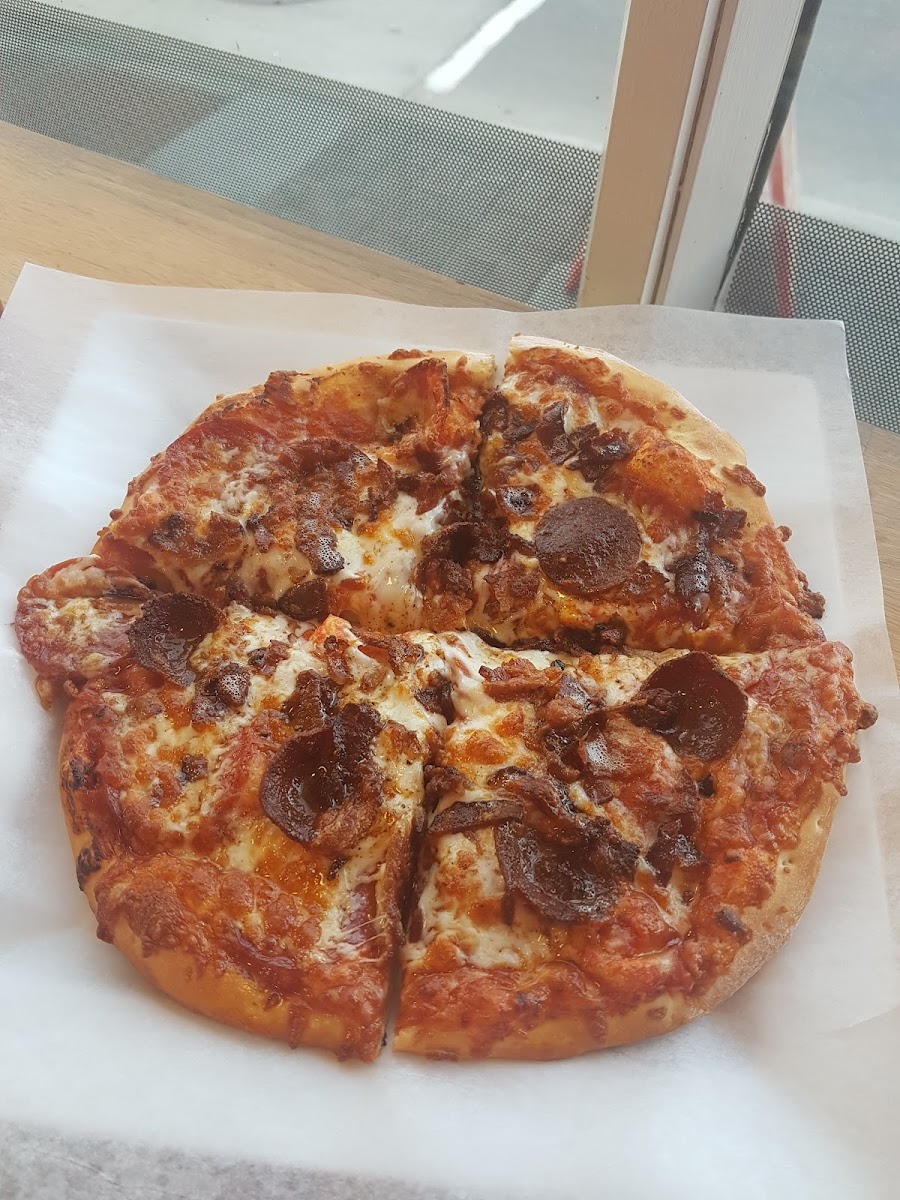 Habibi Pizza & Pies Photos 9