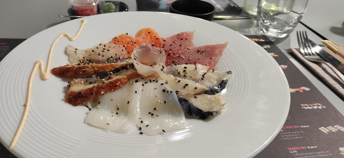 Hai Sushi Photos 9
