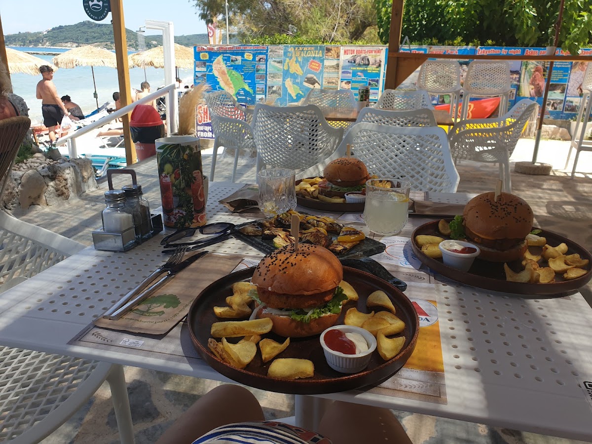 Hakuna Matata Beach Bar Photos 9