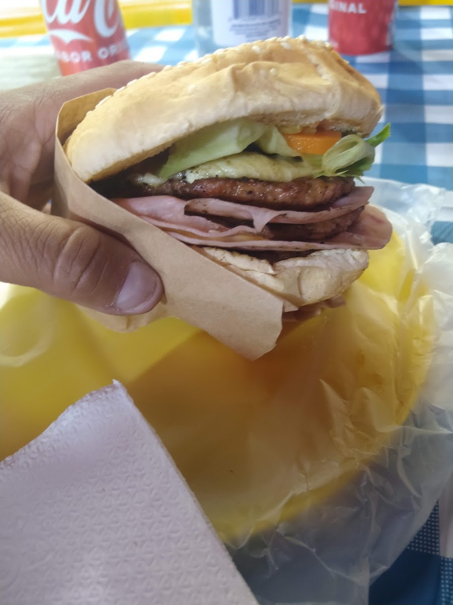 Hamburguesas Al Carbón Corales Photos 9