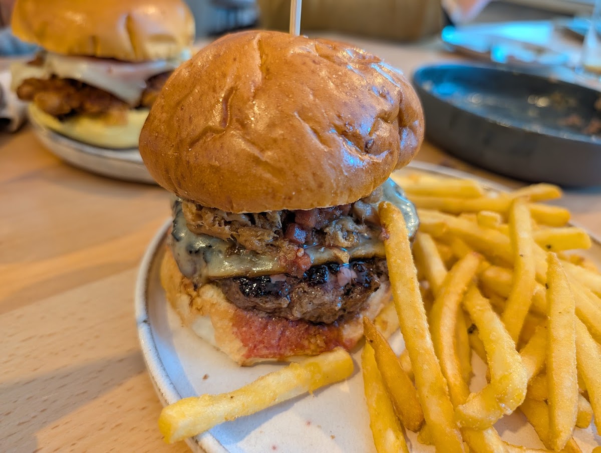 Hamburgueseria Carnivale Burger Orillamar Photos 2