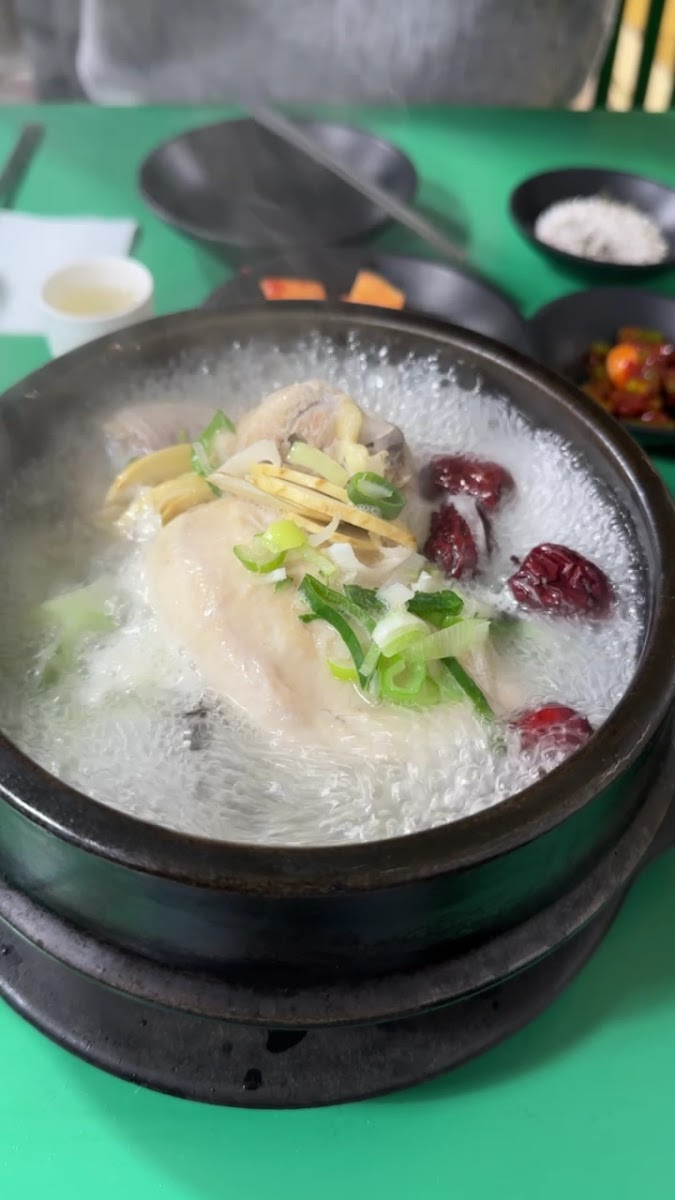 Hanbang Jeongtong Samgyetang Photos 2